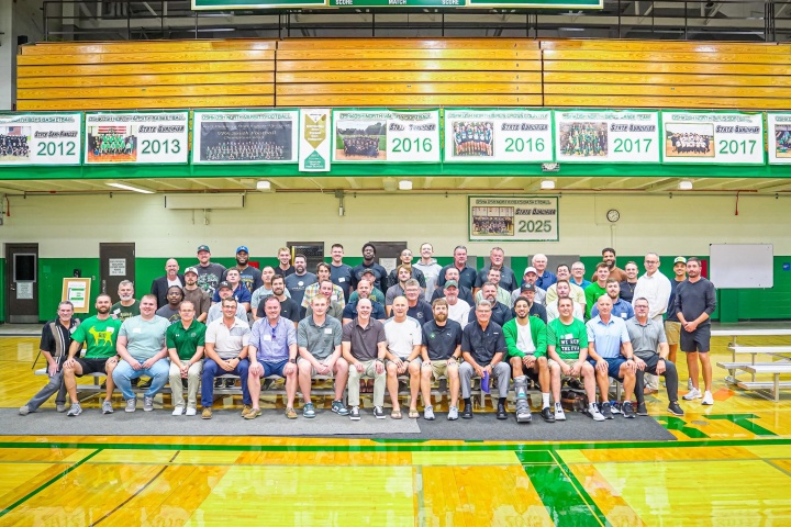 手机游戏下载-出席新球馆落成典礼！哈利伯顿宣布将向高中母校捐款300万美元