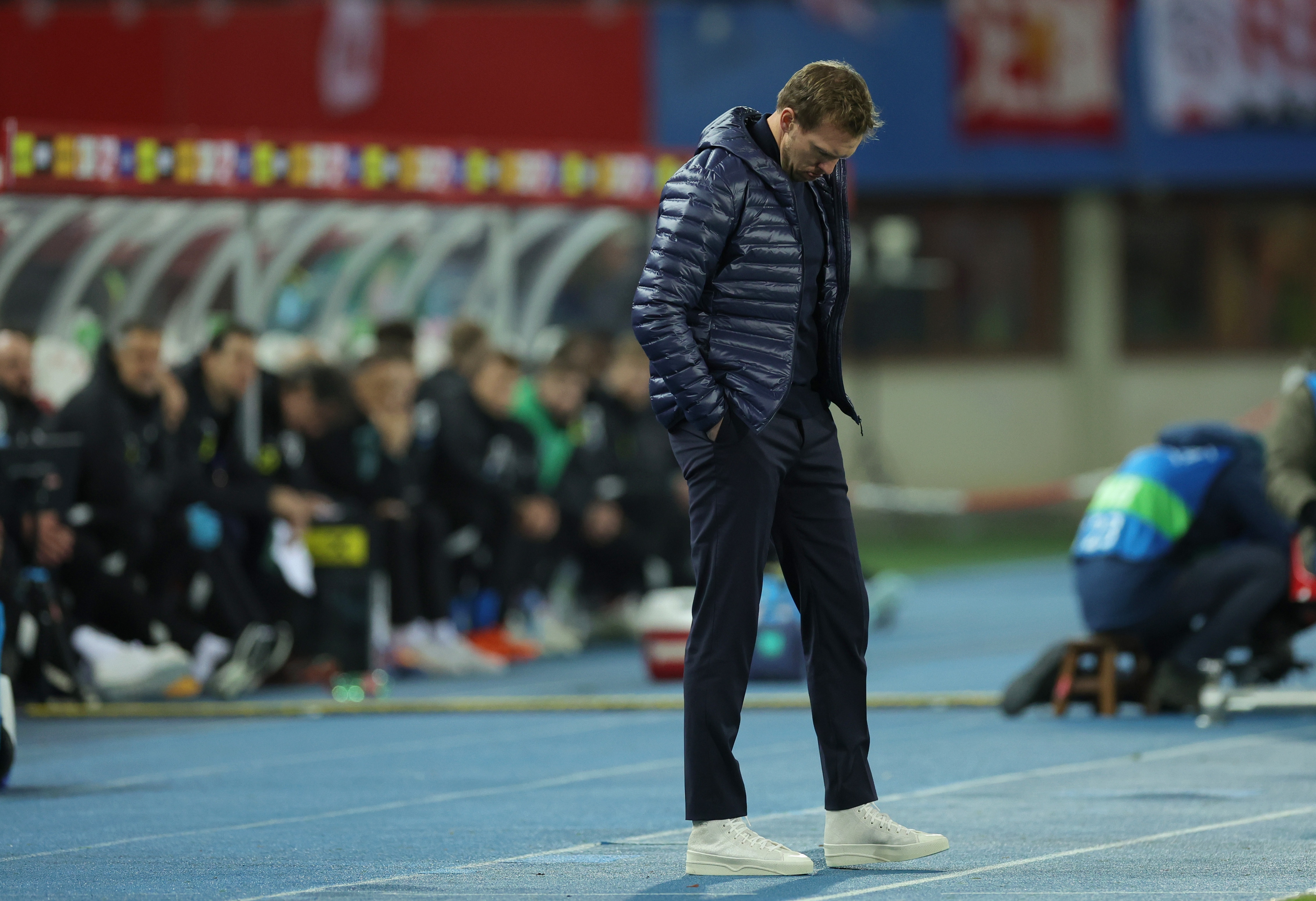 德国队世预赛排名小组末位，再失利或将引发主帅纳格尔斯曼去职讨论